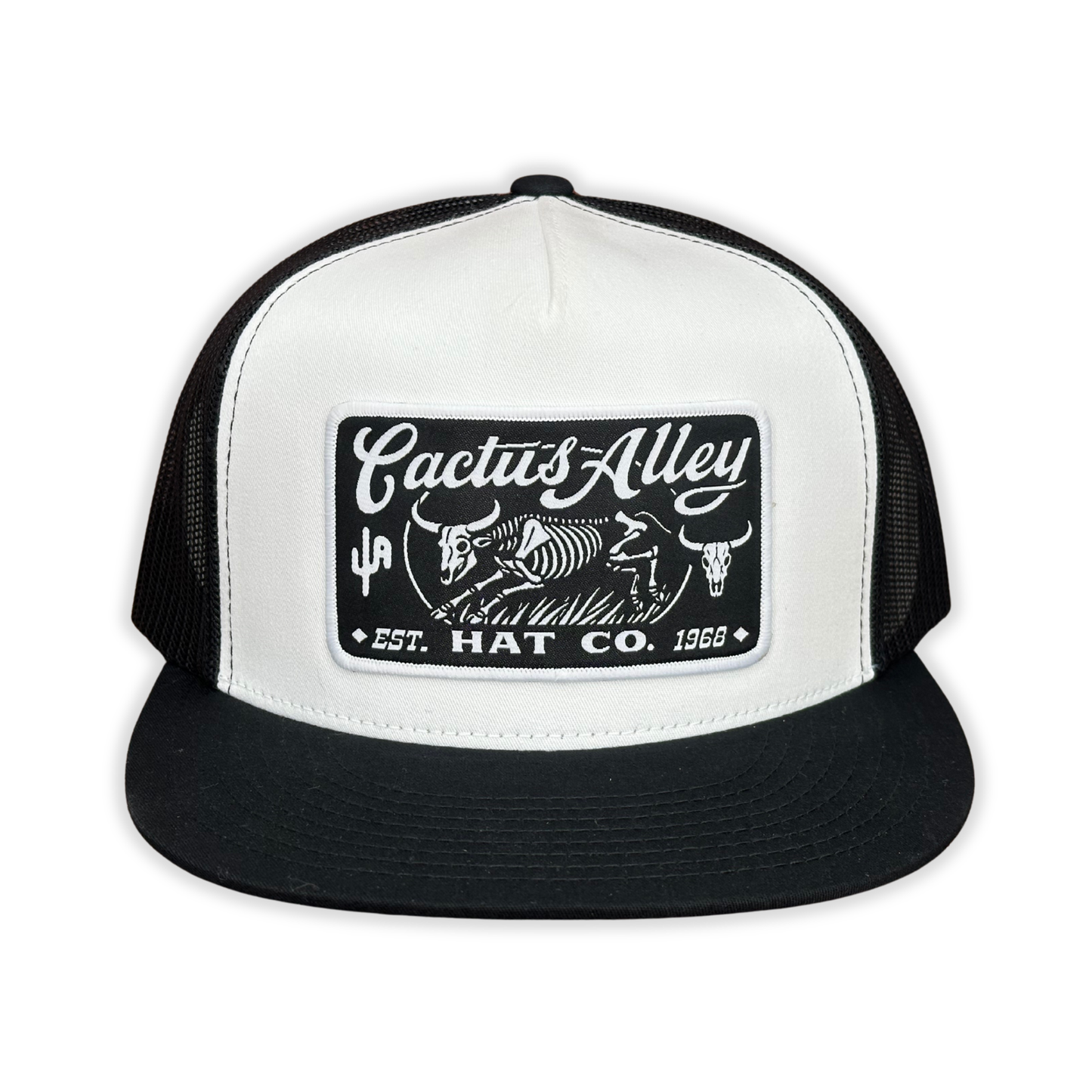"Hueso" - 6006 Black/White/Black Mesh, Snapback Cap