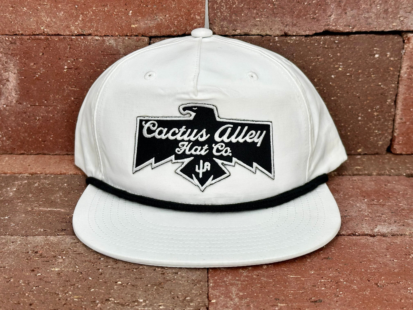 "T-Bird" - CA 256 White/ Black Rope, Snapback Cap (2024)