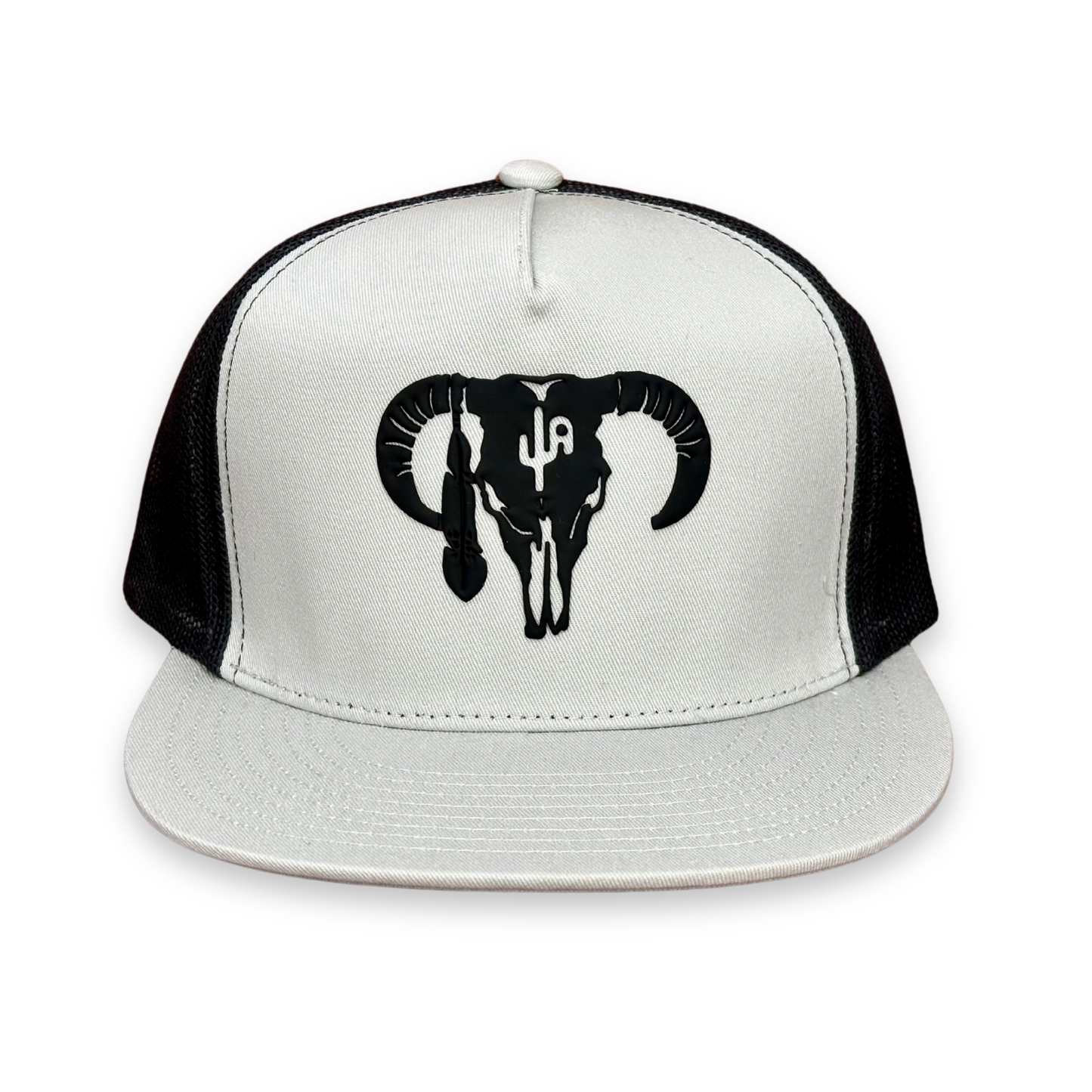 PVC "Hereford Skull" BLK - CA 6006 Silver/Black Mesh, Snapback Cap (2025)