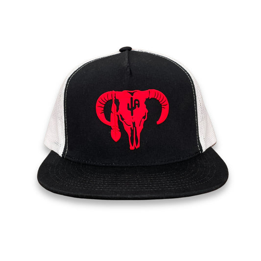 PVC "Hereford Skull" Red - 6006 Black/White Mesh, Snapback Cap